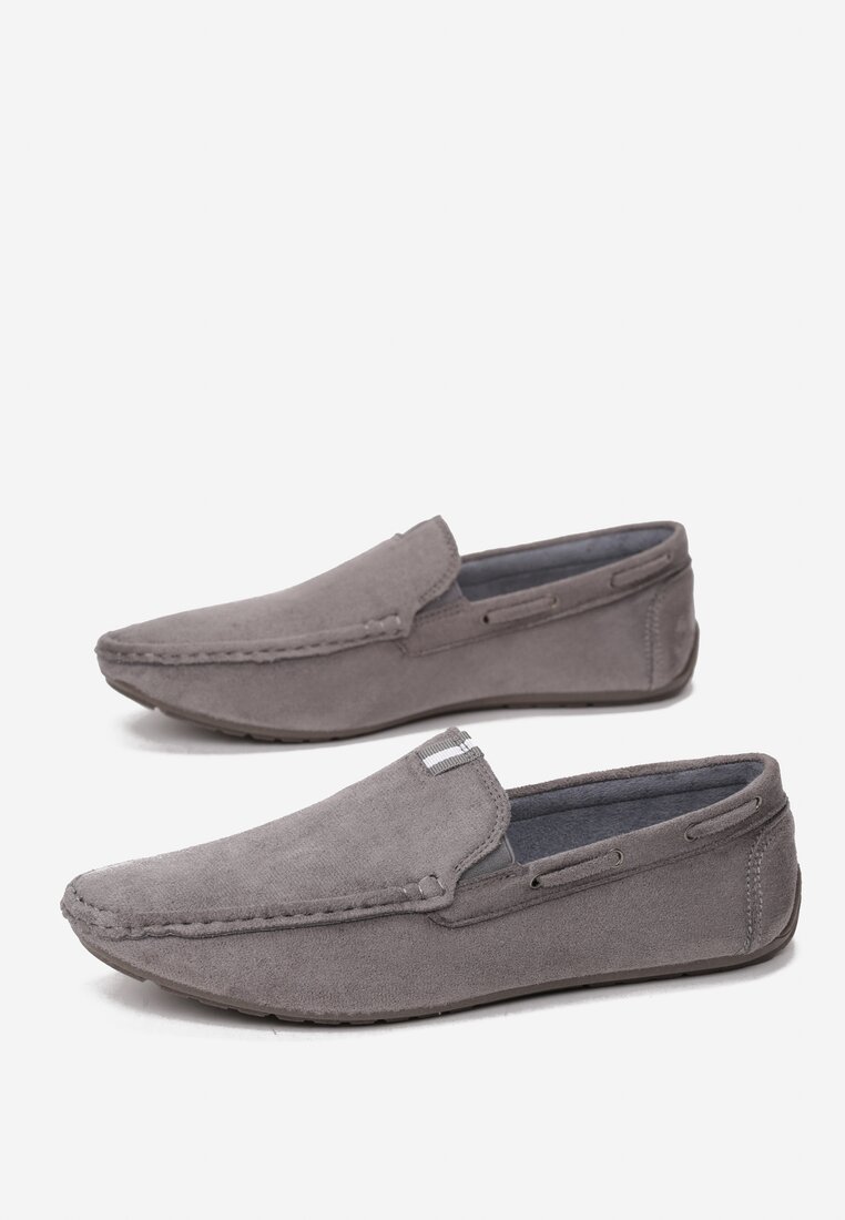 Сірі Туфлі, Сірий
Сірі Туфлі, Сірий