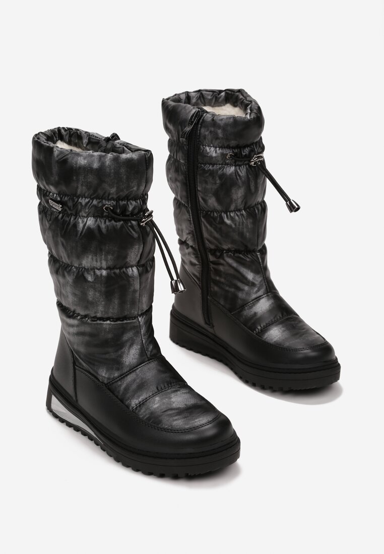 Чорні Сноубутси, Чорний
Чорні Сноубутси, Чорний