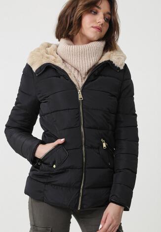 Чорна Куртка