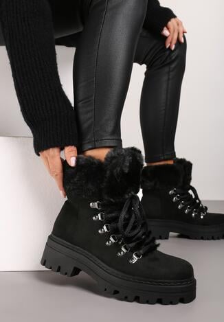 Чорні Черевики