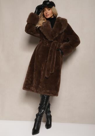 Коричневе Пальто