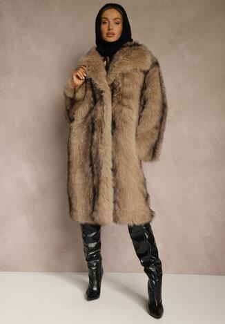 Коричневе Пальто