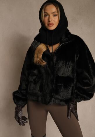 Чорна Куртка