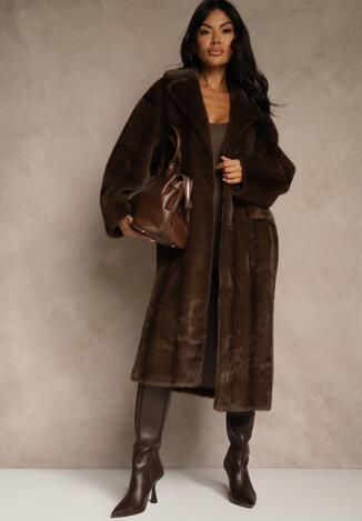 Коричневе Пальто