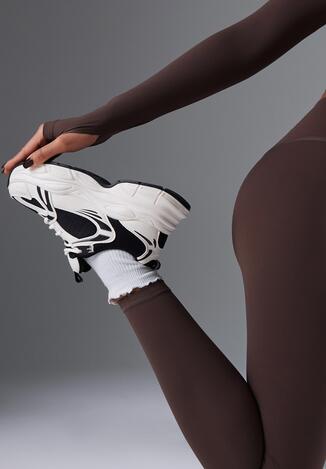 Бежеві Снікерси