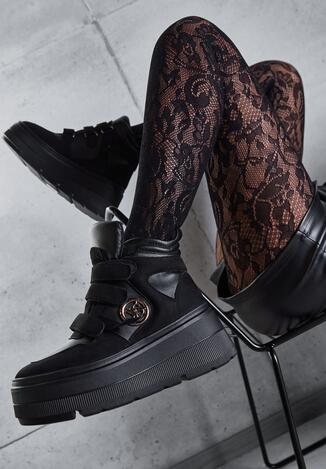 Чорні Черевики