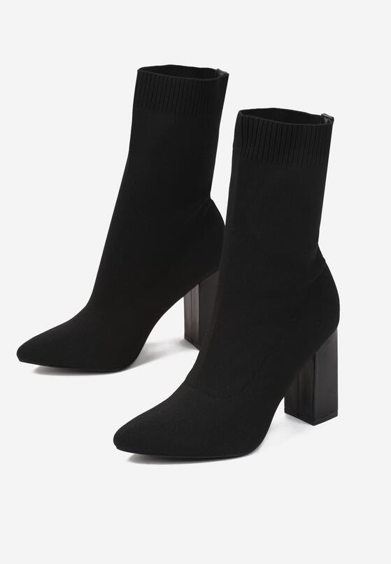 Чорні Ботильйони 4