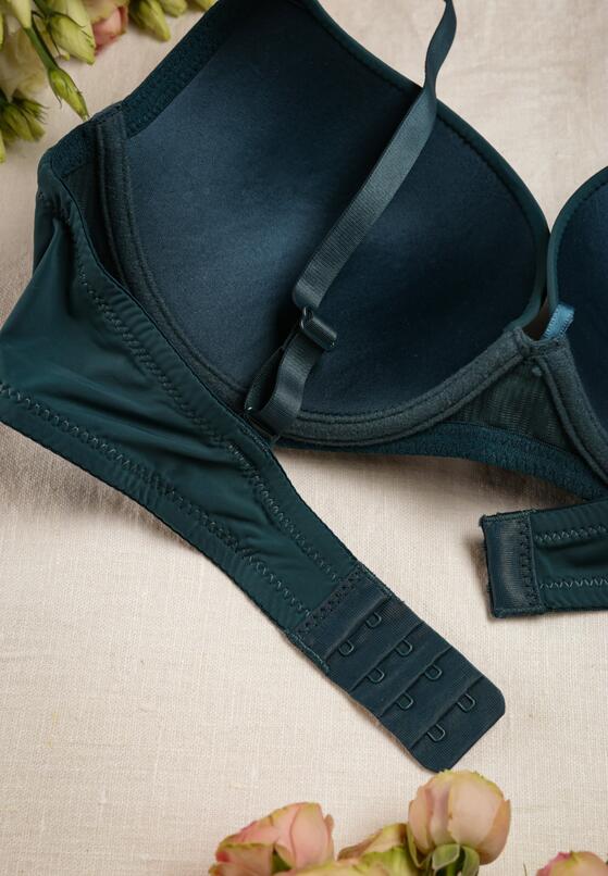 Зелений Бюстгальтер 2