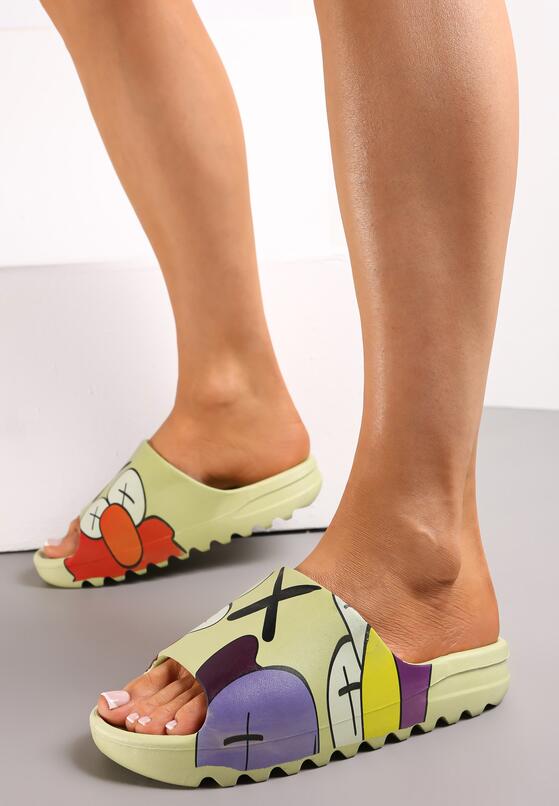 Зелені Шльопанці 1