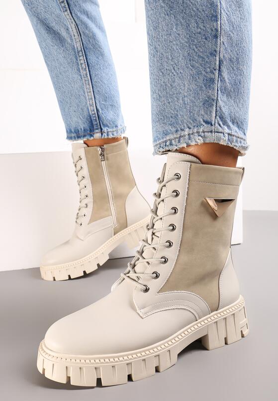 Бежеві Черевики 1