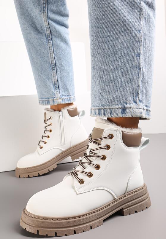 Білі Черевики 1