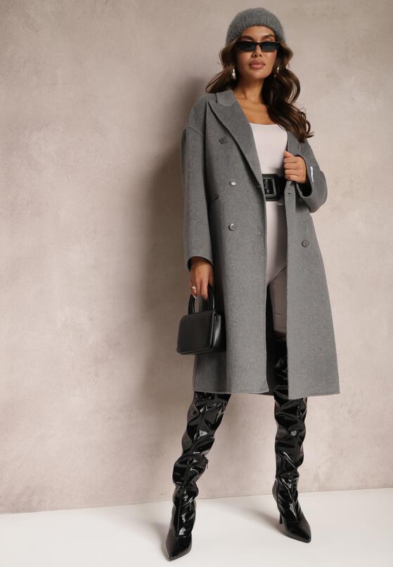 Сіре Пальто 4