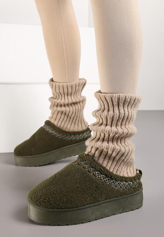 Зелені Тапки 3