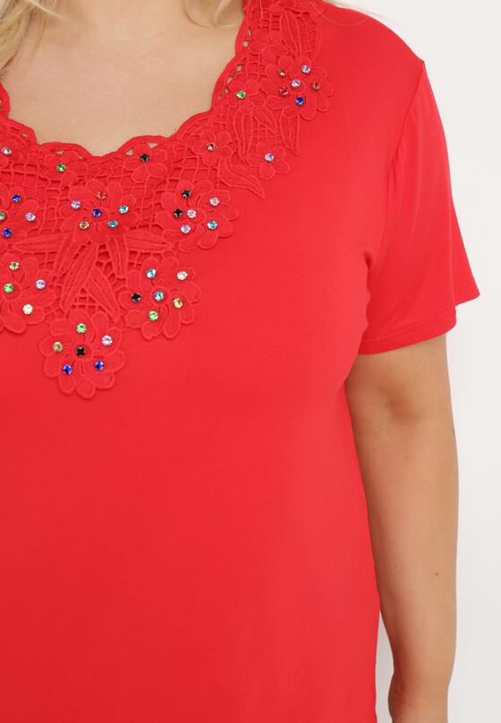 Червона Футболкa 5