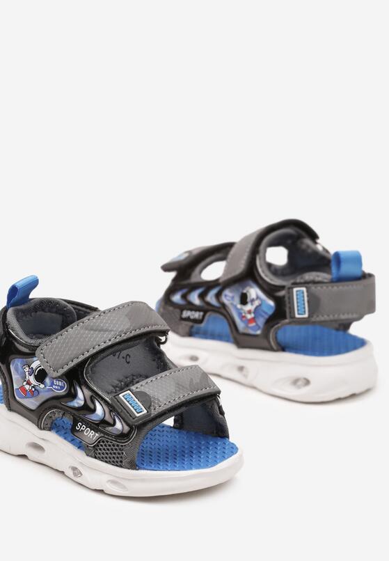 Сірі Сандалі 3