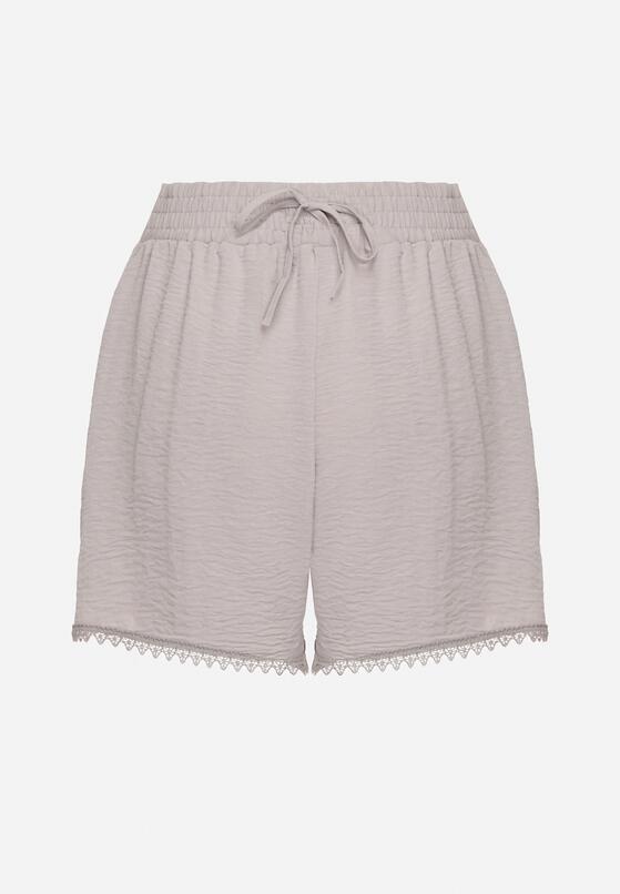 Сірі Шорти 6