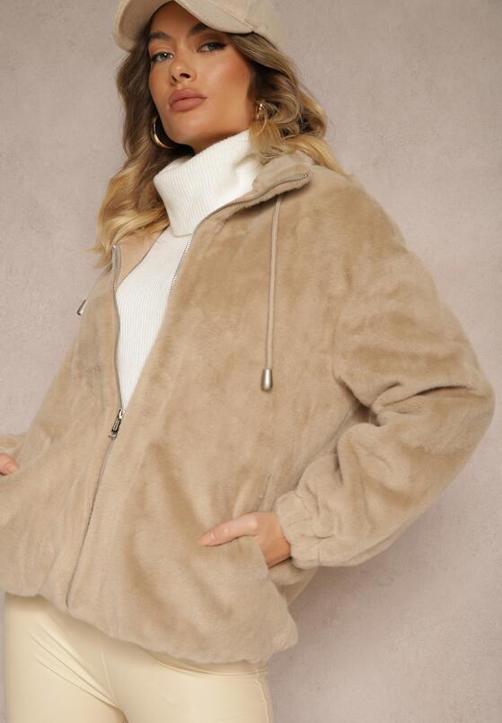 Бежева Куртка 1