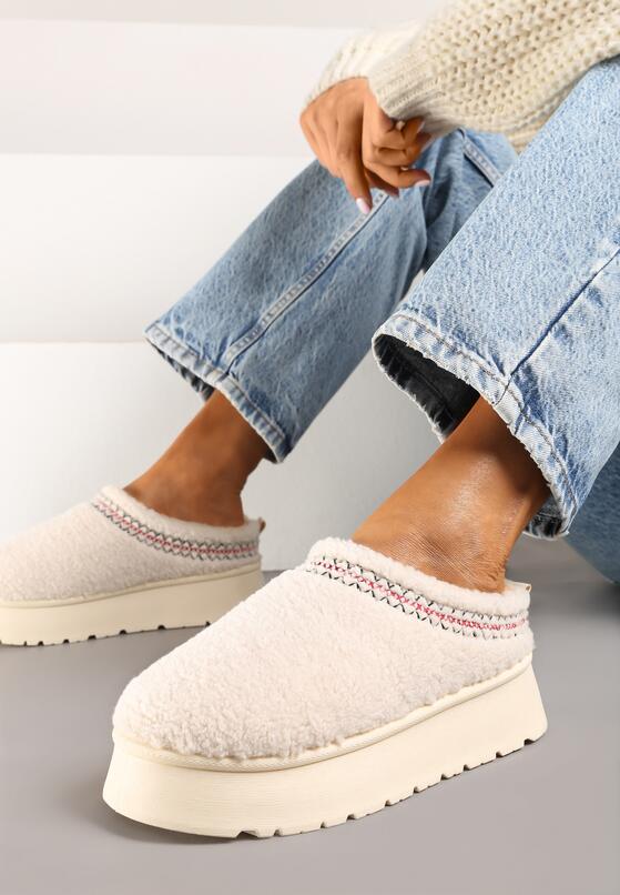 Бежеві Сноубутси 2