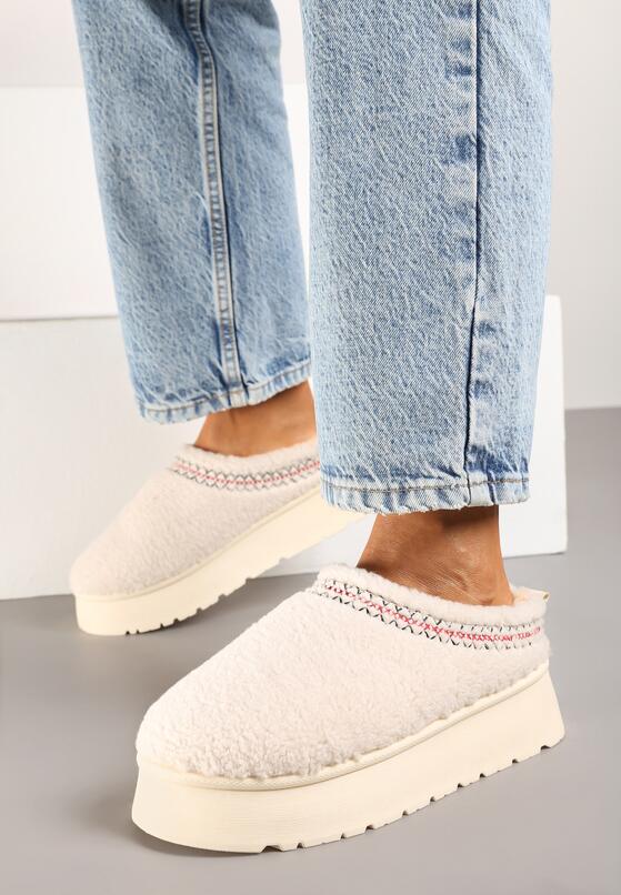 Бежеві Сноубутси 3