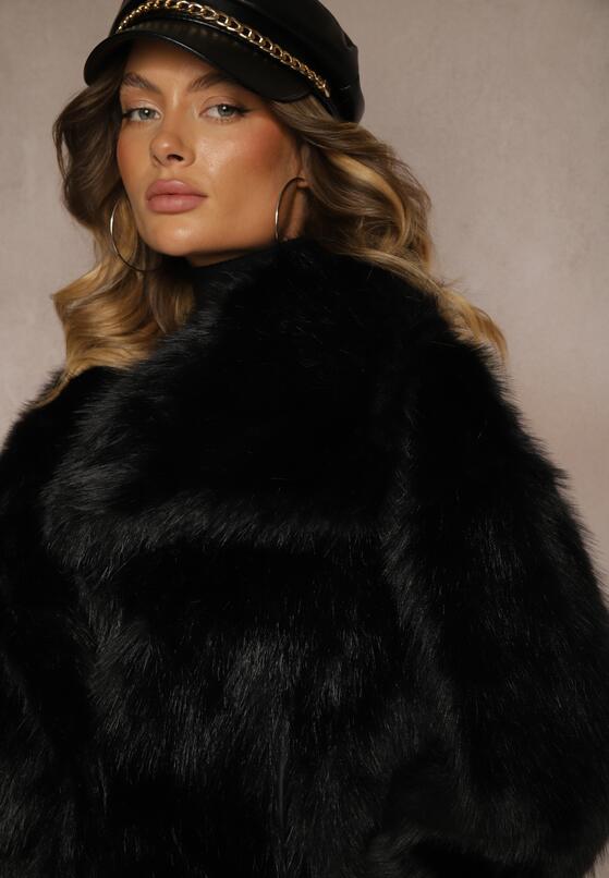 Чорна Куртка 5