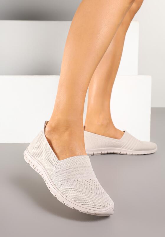 Cвітло-Бежеві Сліпони 1