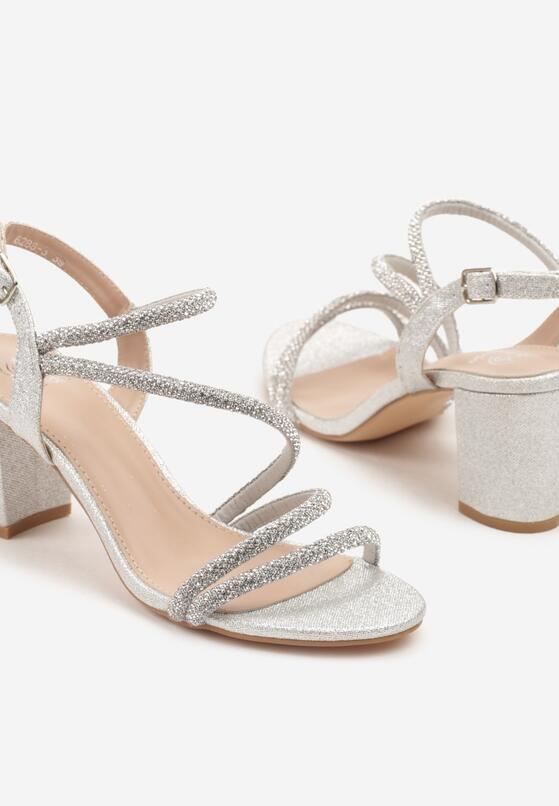 Срібні Босоніжки 6