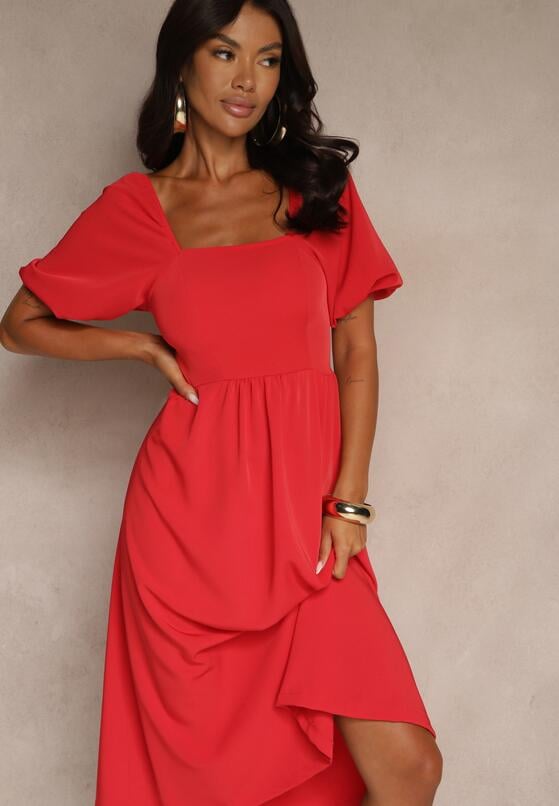 Червона Сукня 1