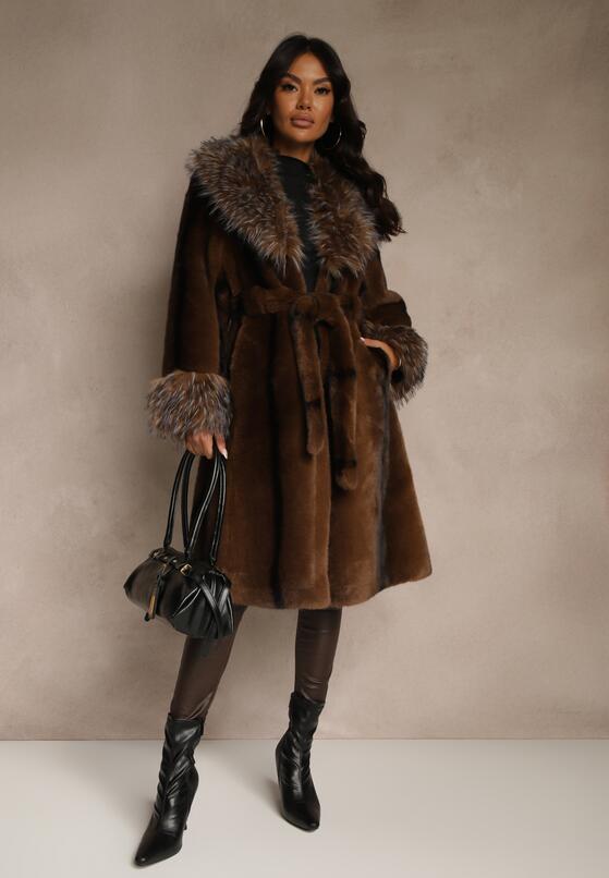 Коричневе Пальто 1