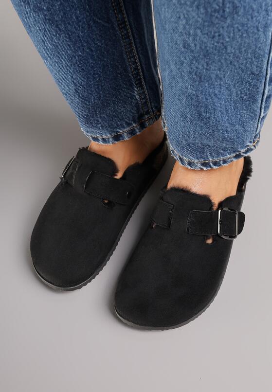 Чорні Тапки 3