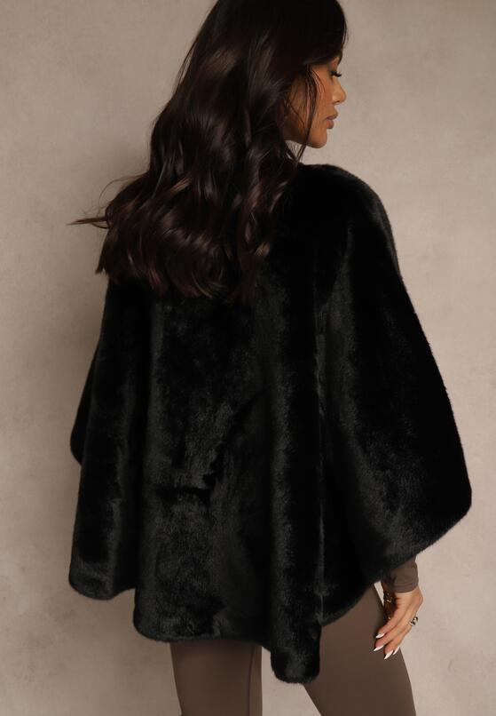 Чорне Пончо 3