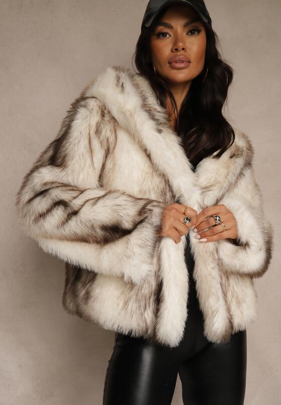 Біла Куртка 4