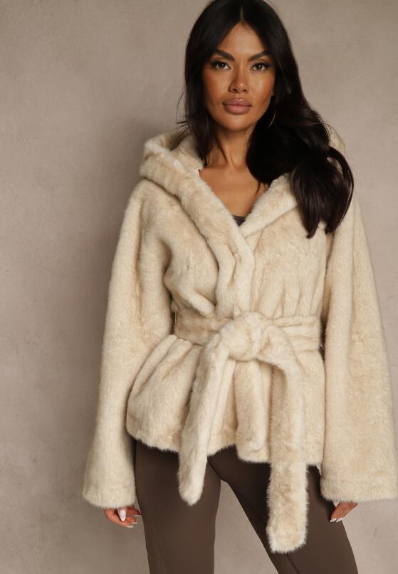 Бежева Куртка 1