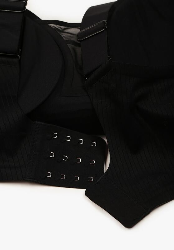 Малиновий Бюстгальтер 2