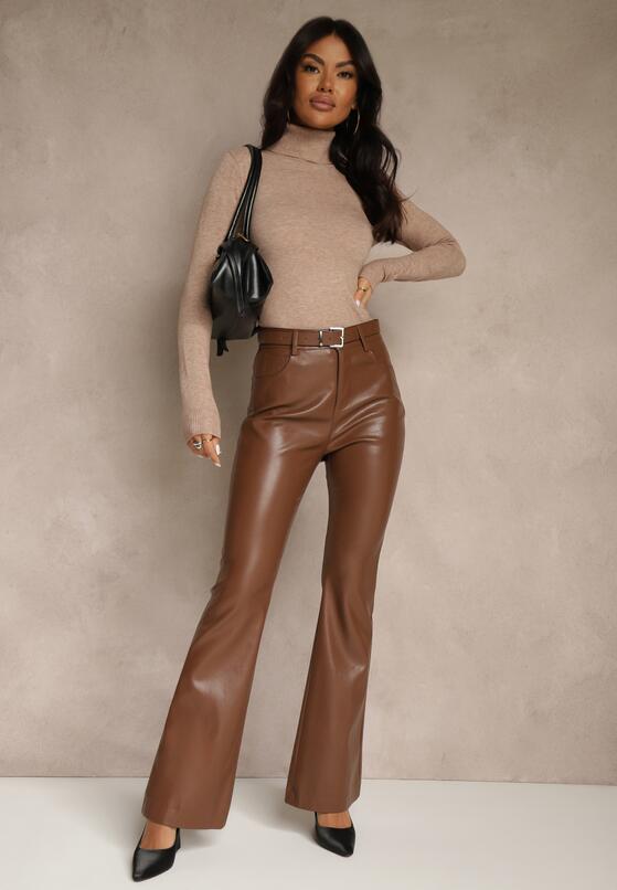 Бежевий Гольф 2