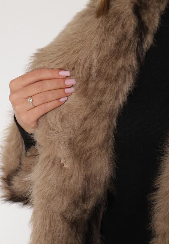 Коричневе Пальто 5