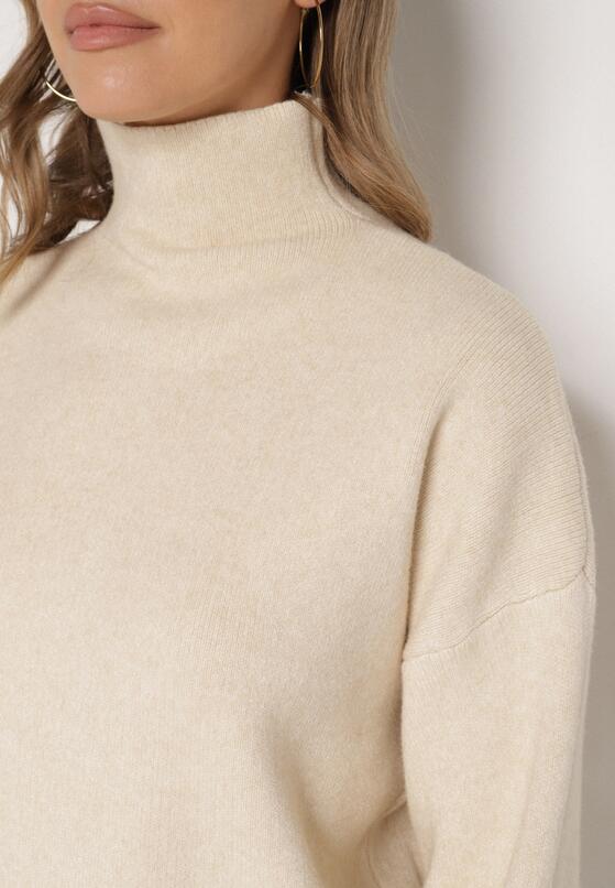 Cвітло-Бежевий Гольф 5