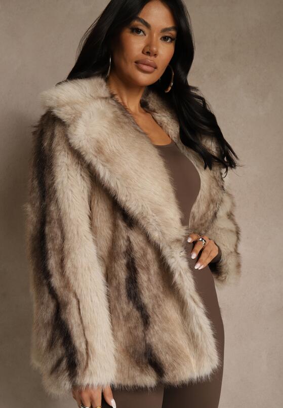 Сіра Куртка 4