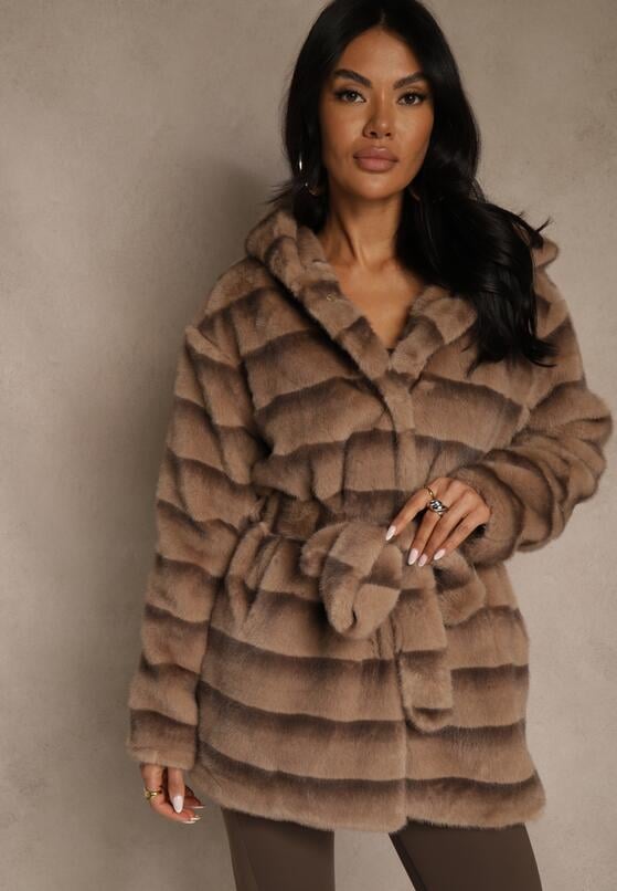 Бежева Куртка 1