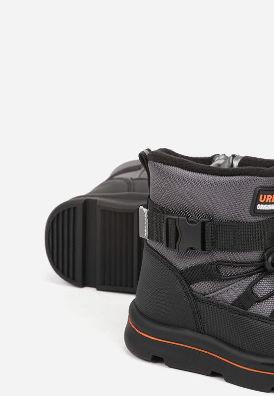 Сірі Сноубутси 3