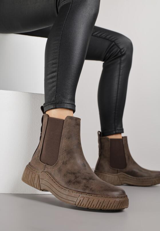 Коричневі Черевики 1