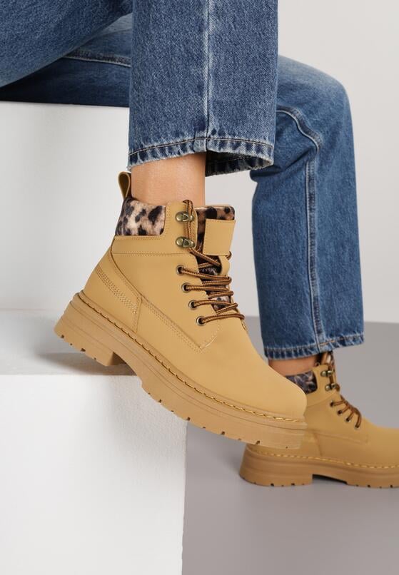 Коричневі Черевики 1