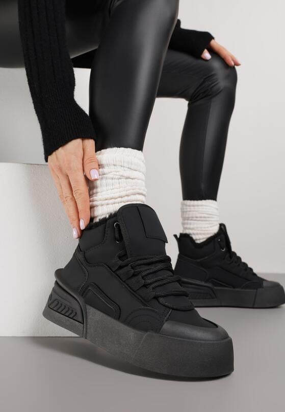 Чорні Снікерси 1