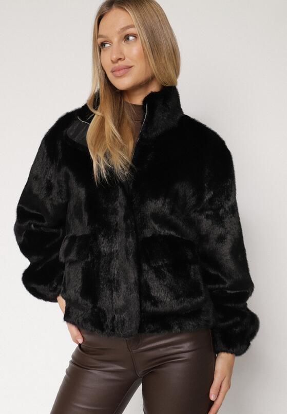 Чорна Куртка 1