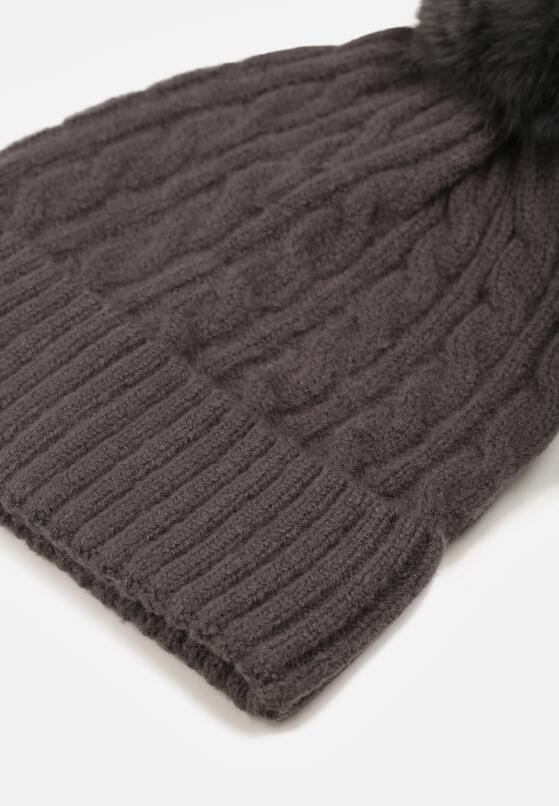 Сіра Шапка 2