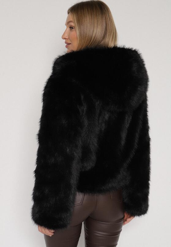 Чорна Куртка 3