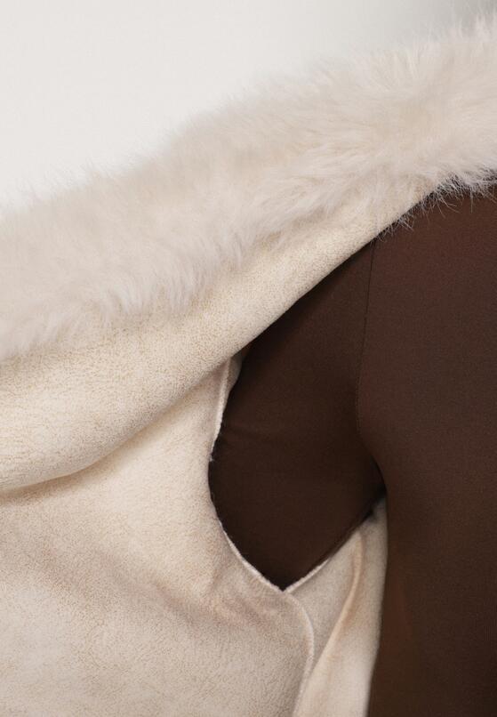 Біле Пальто 5