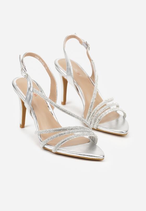 Срібні Босоніжки 5