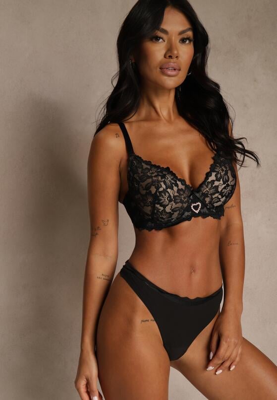 Чорний Бюстгальтер 2