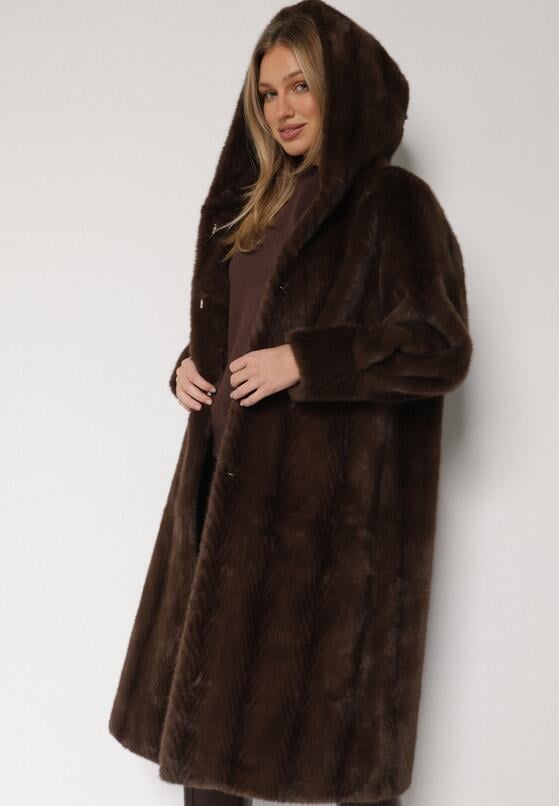 Коричневе Пальто 4