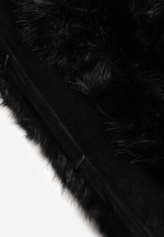 Чорне Пончо 8